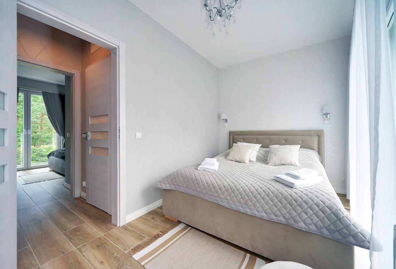 Apartamenty Sun Seasons 24 - Four Seasons بوبيروفو المظهر الخارجي الصورة